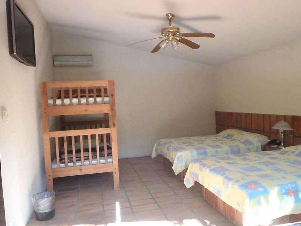 Cotlamani Hotel Aventura Jalcomulco Eksteriør billede